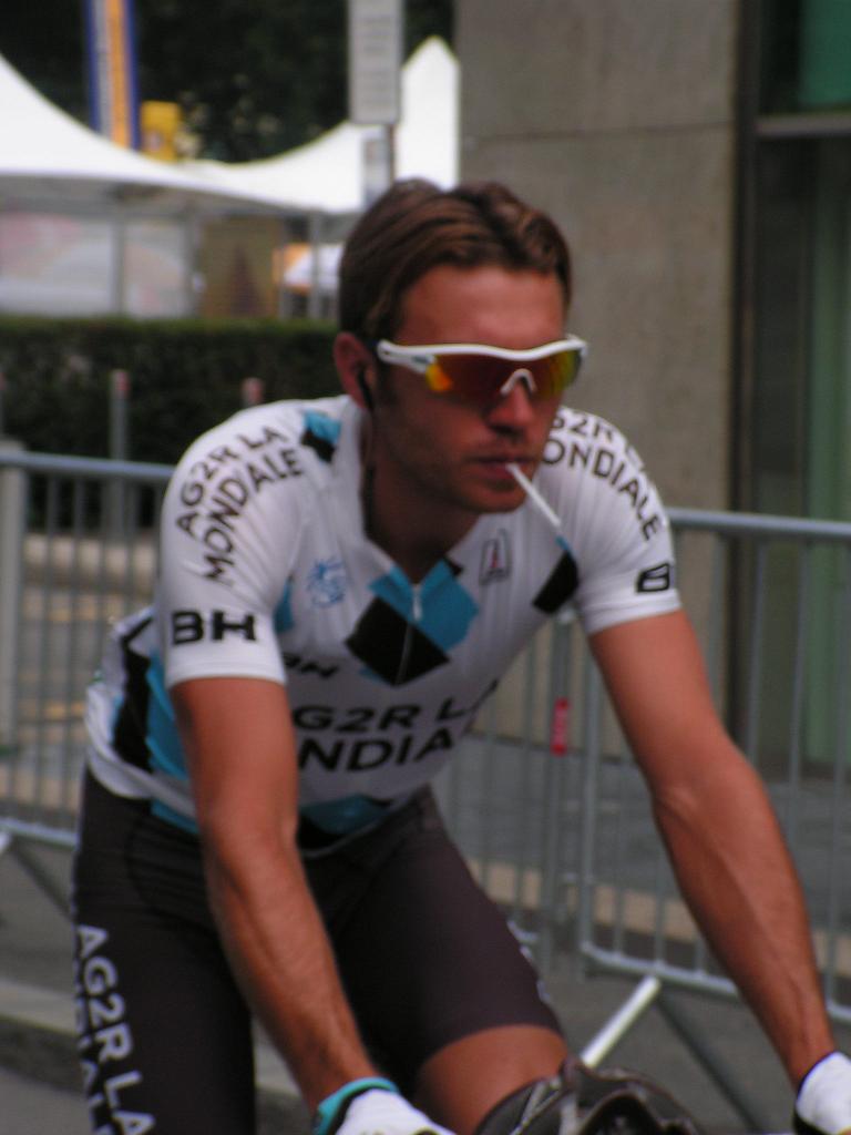 Tour de France - am Start der 16. Etappe in Martigny - ab dieser Etappe wieder im Teamtrikot - der ehemalige Gesamtfhrende Rinaldo Nocentini