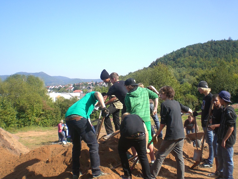 Erffnungsevent mit Dirt Contest am DIMB-Frderspot in Anweiler
