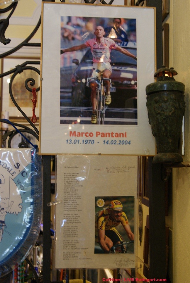 Erinnerung an Marco Pantani in der Kapelle Madonna del Ghisallo