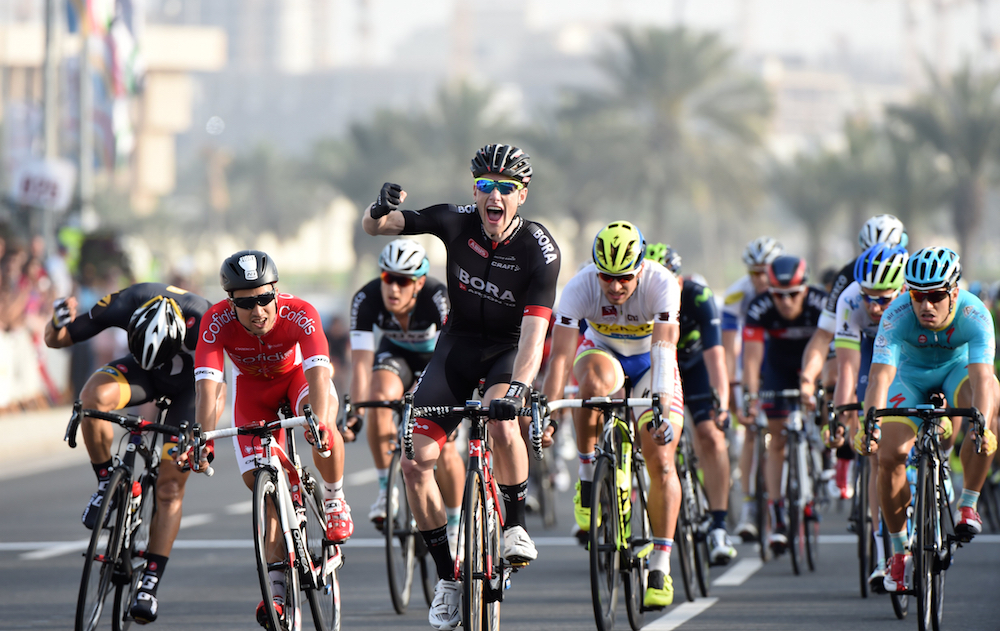 Sam Bennett gewinnt Schlussetappe der Katar-Rundfahrt (Foto: BORA - ARGON 18 / Bettini)