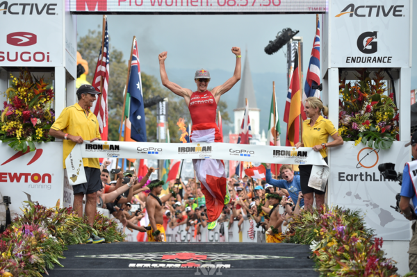 Die Schweizerin Daniela Ryf gewinnt in weniger als 9 Stunden den Ironman Hawaii (Foto: ironman.com)