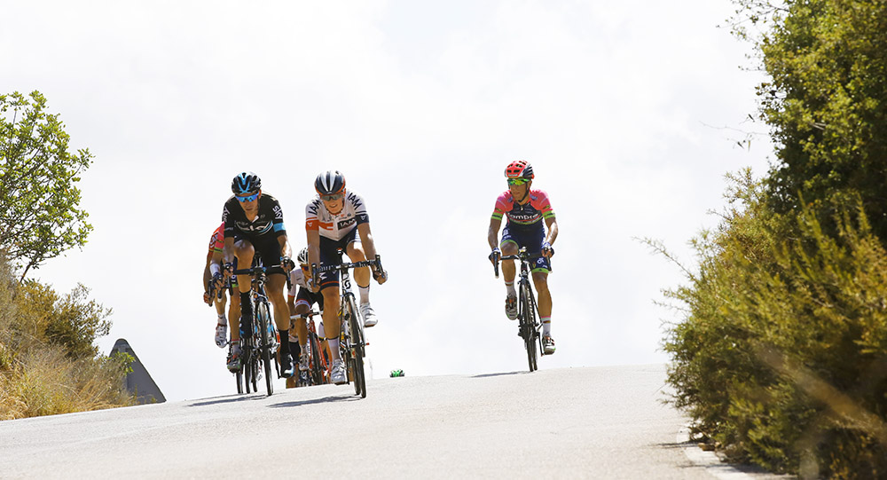 Die Ausreiergruppe um Mathias Frank auf der 17. Etappe der Vuelta