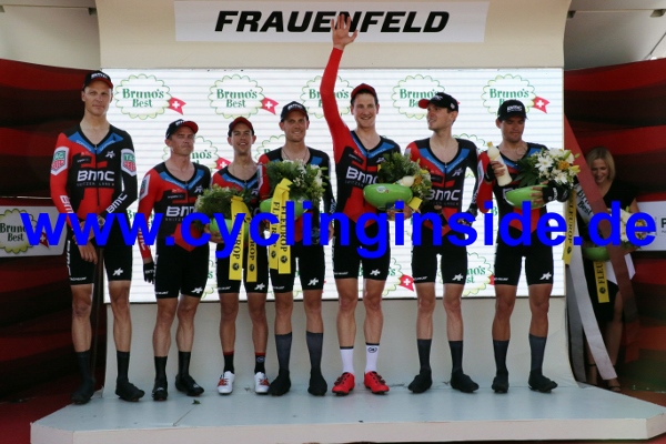 Das BMC Racing Team gewinnt des Mannschaftszeitfahren zum Auftakt der 82. Tour de Suisse