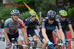 Eneco-Tour 5. Etappe - Jelle Vanendert (in Begleitung von Matthew Hayman und zwei Movistar-Fahrern) ist im Ziel in Genk von seiner Arbeit fr seinen Kapitn Gilbert gezeichnet