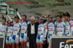 Il Lombardia - Team Androni Giocattoli und Teamchef Gianni Savio vor dem Start in Mailand