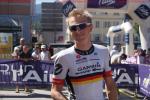 Tour de l'Ain 5. Etappe - der deutsche Meister Fabian Wegmann gut gelaunt vor dem Start in St. Claude