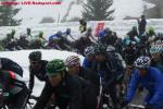 Ungewohnte Kulisse fr ein Radrennen am Col de la Croix