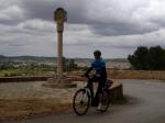 Magrit mit dem E-Bike am Monti Sion