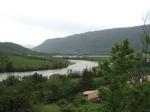 Der Flusslauf von Buech schlngelt sich Richtung Sisteron, er fhrt viel Wasser